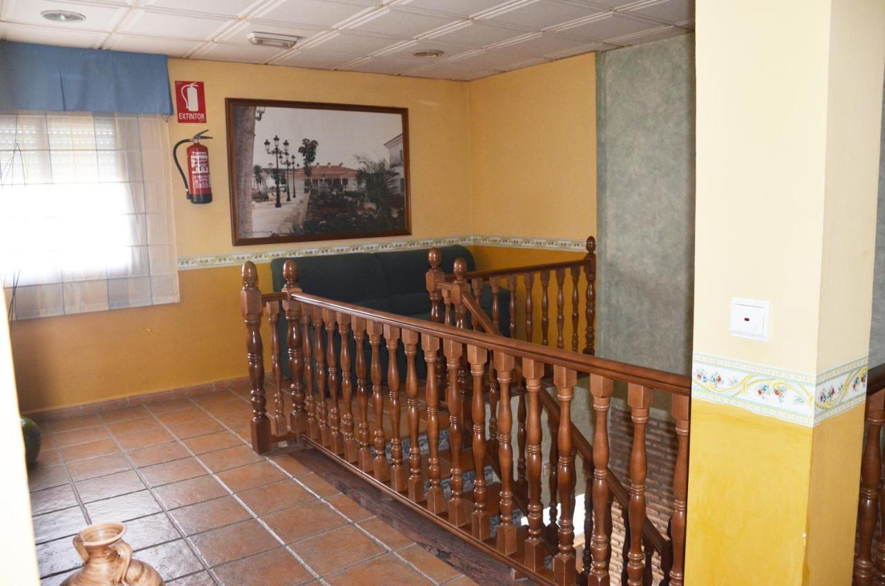 Hostal Restaurante El Parador Alcaracejos Exterior photo