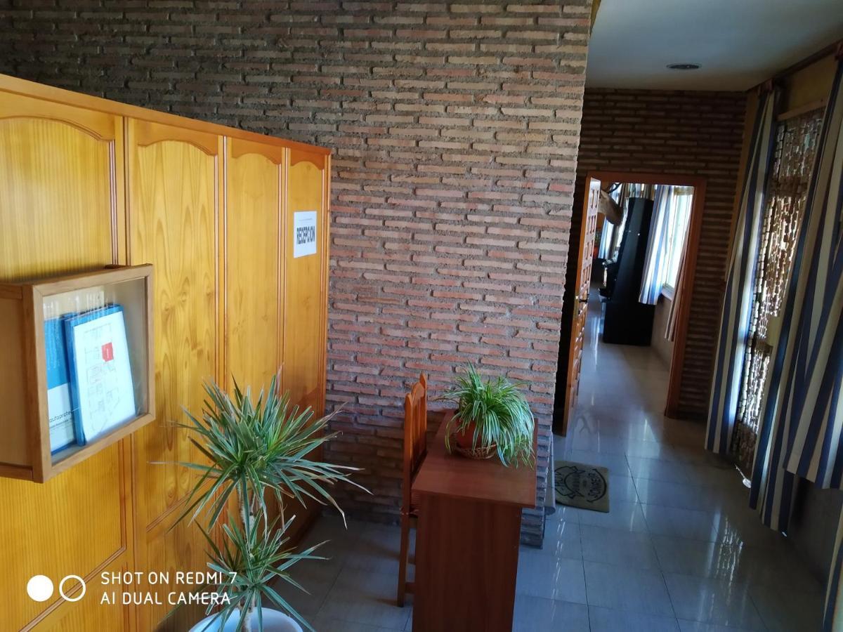 Hostal Restaurante El Parador Alcaracejos Exterior photo